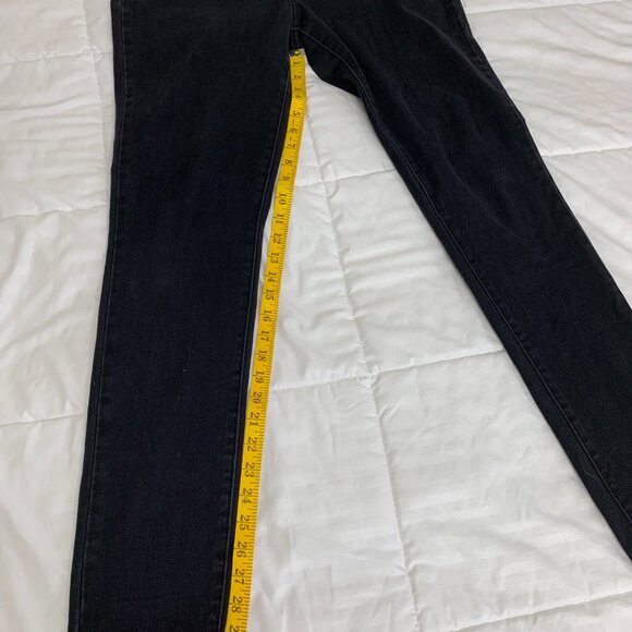 Levi’s Premium Women’s 721 High-Rise Black Skinny Jeans – Classic Slim Fit Denim - Picture 5 of 10